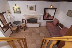 Goulas Traditional Guesthouse