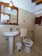 Goulas Traditional Guesthouse