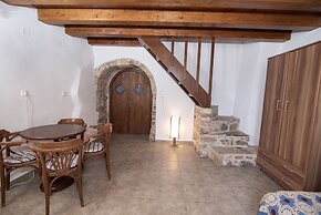 Goulas Traditional Guesthouse