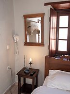 Goulas Traditional Guesthouse