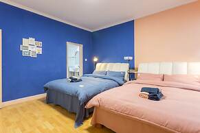 Qing Apartment Chungking Express