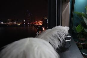 Qing Apartment Chungking Express