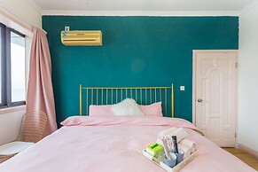 Qing Apartment Chungking Express