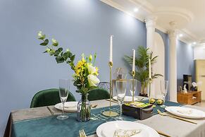 Qing Apartment Chungking Express