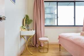 Qing Apartment Chungking Express