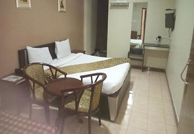 Hotel Padmini Elite