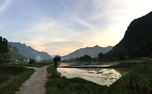 Mai Chau Sky