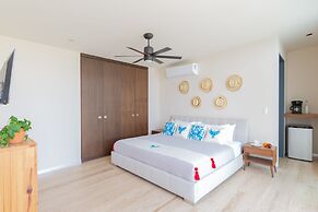 Casa Selva 1BR Jungle Rooftop Oasis