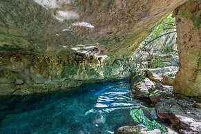 Casa Selva 2BR Jungle State - Attha Cenote