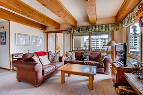 View Of Silver Queen Lift 2 Br  2 Bedroom Condo - No Cleaning Fee! by 