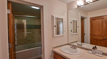 2 Br  With Huge, Sectional Couch 2 Bedroom Condo - No Cleaning Fee! by