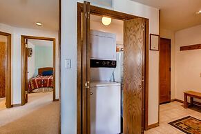 Large 2 Br With Open Floorplan 2 Bedroom Condo - No Cleaning Fee! by R