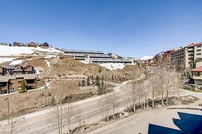 Large 2 Br With Open Floorplan 2 Bedroom Condo - No Cleaning Fee! by R