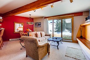 Updated 1 Br - Ski-in/ski-out Access 1 Bedroom Condo - No Cleaning Fee
