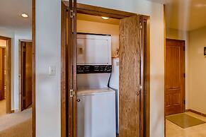 Unique 2 Br  With Fireplace 2 Bedroom Condo - No Cleaning Fee! by RedA