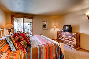 Updated 2 Br With View Of Lifts 2 Bedroom Condo - No Cleaning Fee! by 