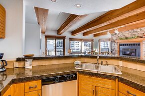 Spacious 2 Br Unit With Completely Updated Kitchen 2 Bedroom Condo - N