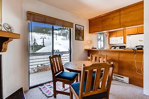 View Of Mt Crested Butte- 1 Br 1 Bedroom Condo - No Cleaning Fee! by R
