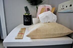 Qing Apartment Happiness