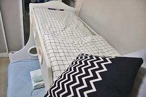 Qing Apartment Happiness