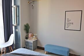 Qing Apartment Happiness