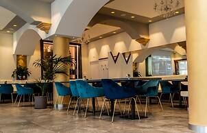 Hotel Shangri-La
