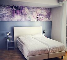 Hotel Shangri-La
