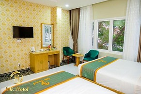 Silk Hotel