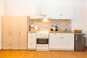 Glyfada Square Modern And Cozy Apartment