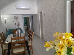 Pok-Ta-Pok Guest House