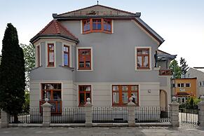 Dali ApartHotel