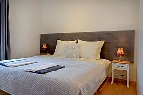 Dali ApartHotel