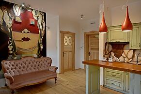 Dali ApartHotel
