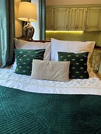 Dali ApartHotel