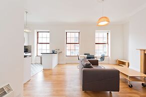 The Enya Suite - hiphipstay