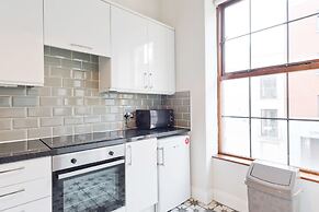 The Enya Suite - hiphipstay