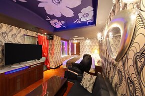 Hotel Cherena - Adult Only