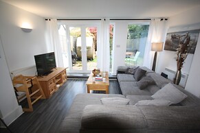 Bournemouth Holiday Let With Hot Tub & Sauna
