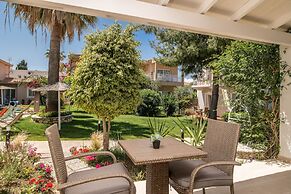 Aeolos Boutique Resort and Suites