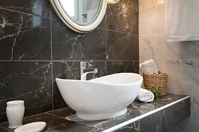 Aeolos Boutique Resort and Suites