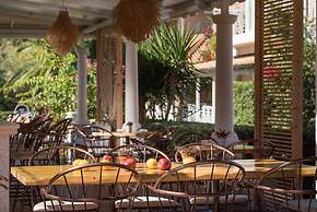 Aeolos Boutique Resort and Suites