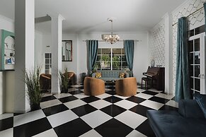 Aeolos Boutique Hotel & Suites