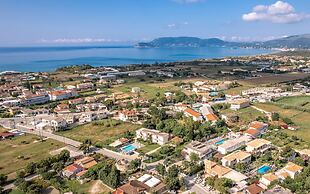 Aeolos Boutique Resort and Suites