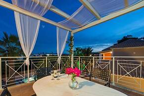Aeolos Boutique Hotel & Suites