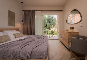 Aeolos Boutique Resort and Suites