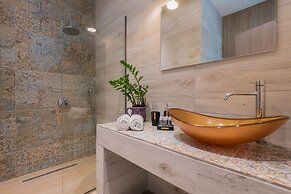 Aeolos Boutique Resort and Suites