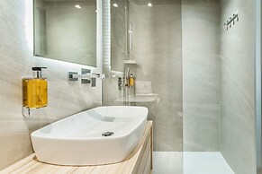 Pefki Deluxe Residences