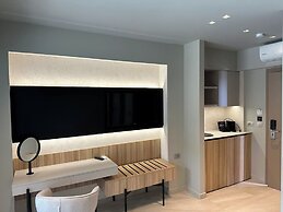 Pefki Deluxe Residences