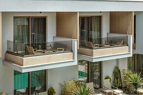 Pefki Deluxe Residences