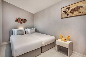 Pefki Deluxe Residences